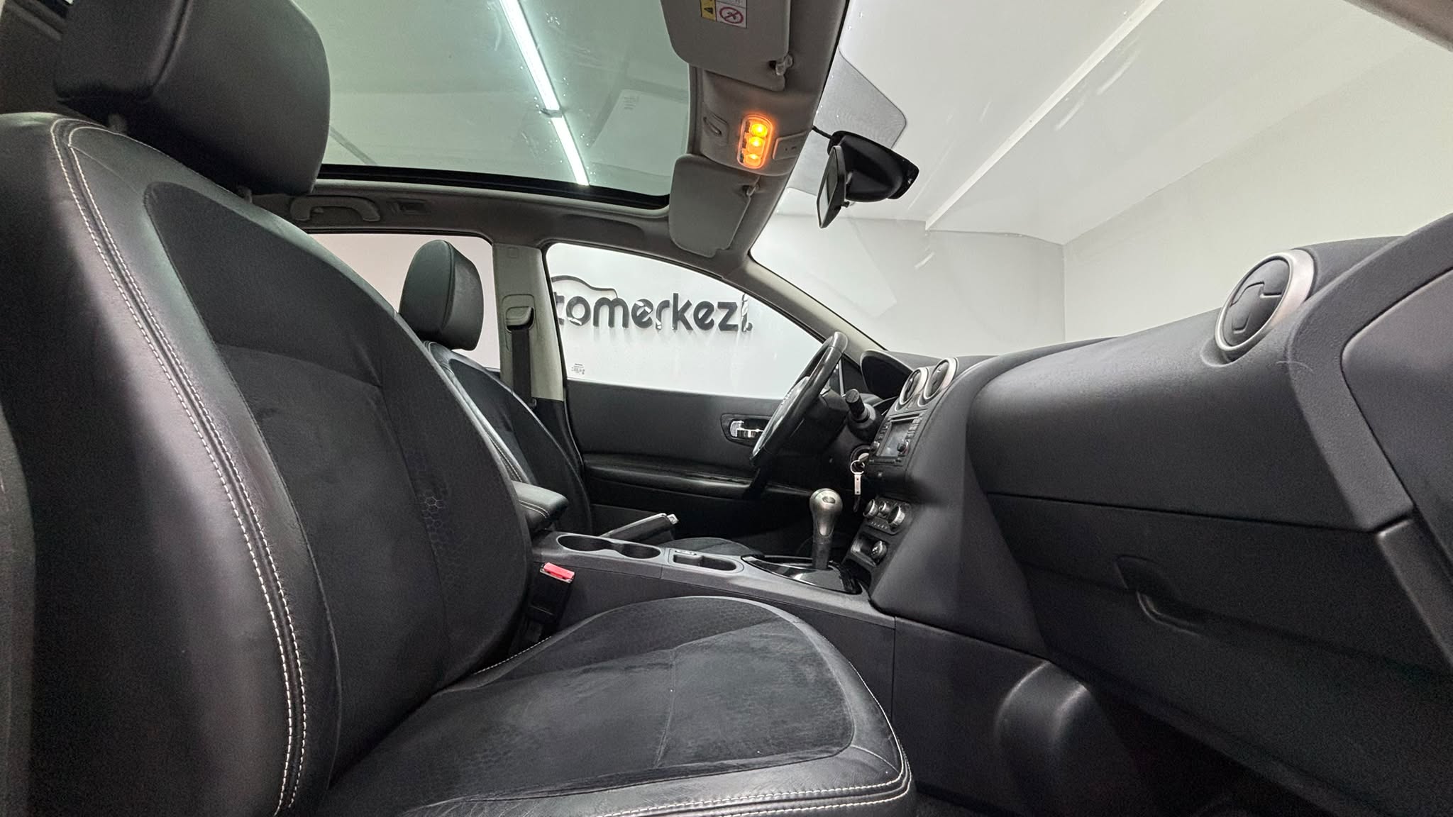 NISSAN QASHQAI 16